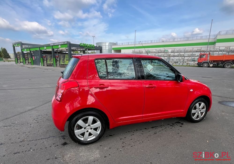 2008' Suzuki Swift photo #5