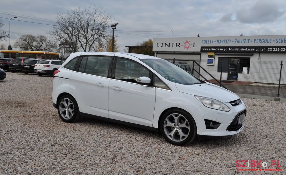 2013' Ford Grand C-MAX photo #6