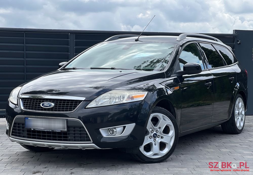 2010' Ford Mondeo 2.0 Titanium photo #1