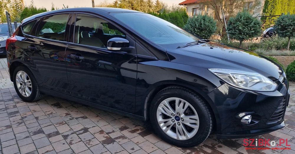 2013' Ford Focus photo #2