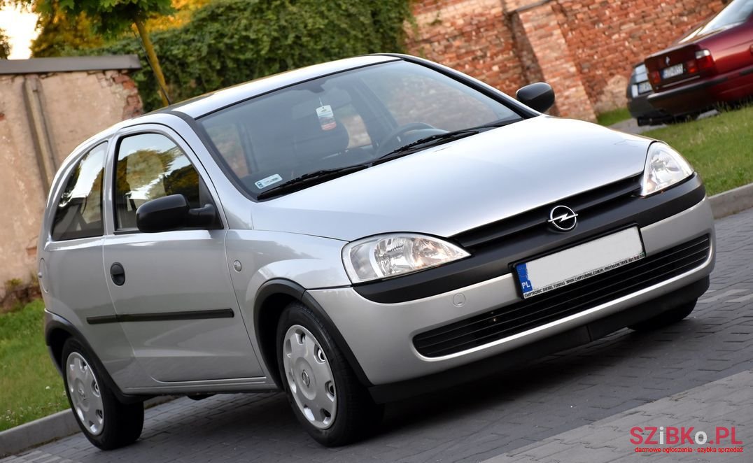 2001' Opel Corsa Comfort photo #3