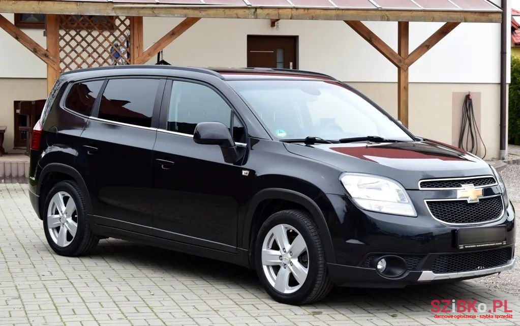 2011' Chevrolet Orlando photo #4