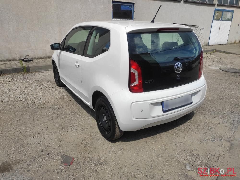 2016' Volkswagen Up! photo #5