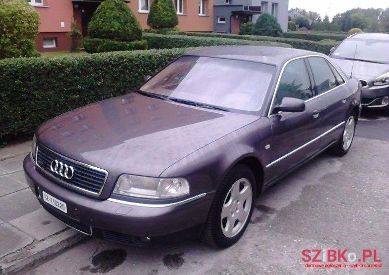 2001' Audi A8 photo #2