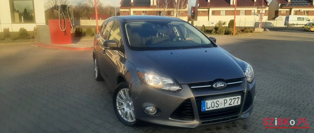 2012' Ford Focus photo #2