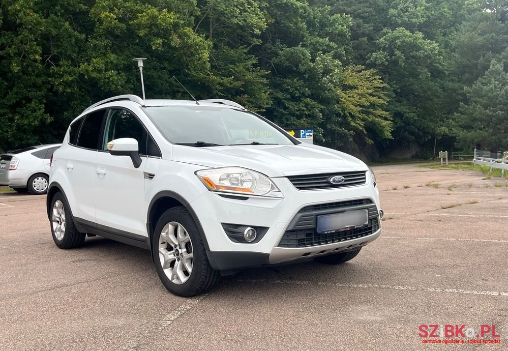 2010' Ford Kuga photo #2