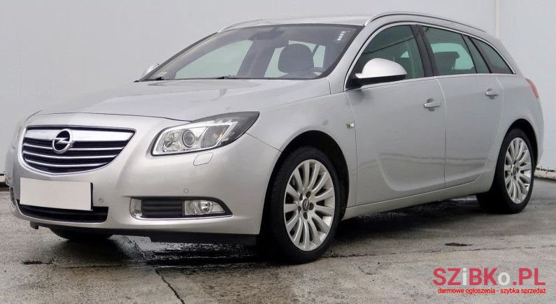 2009' Opel Insignia photo #1