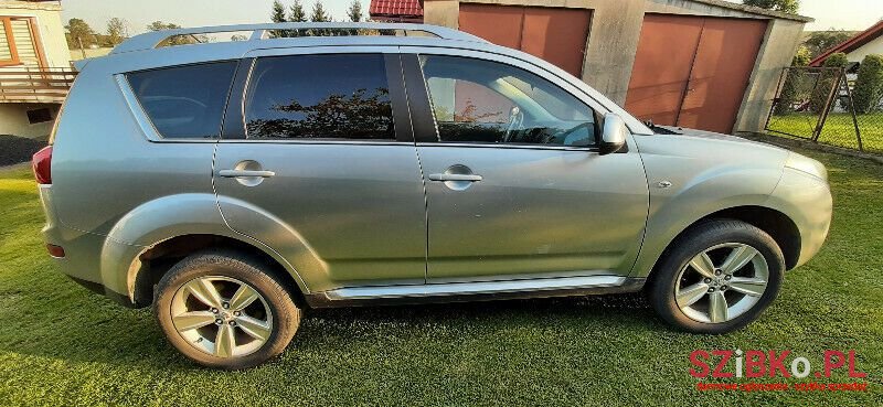 2008' Peugeot 4007 photo #5