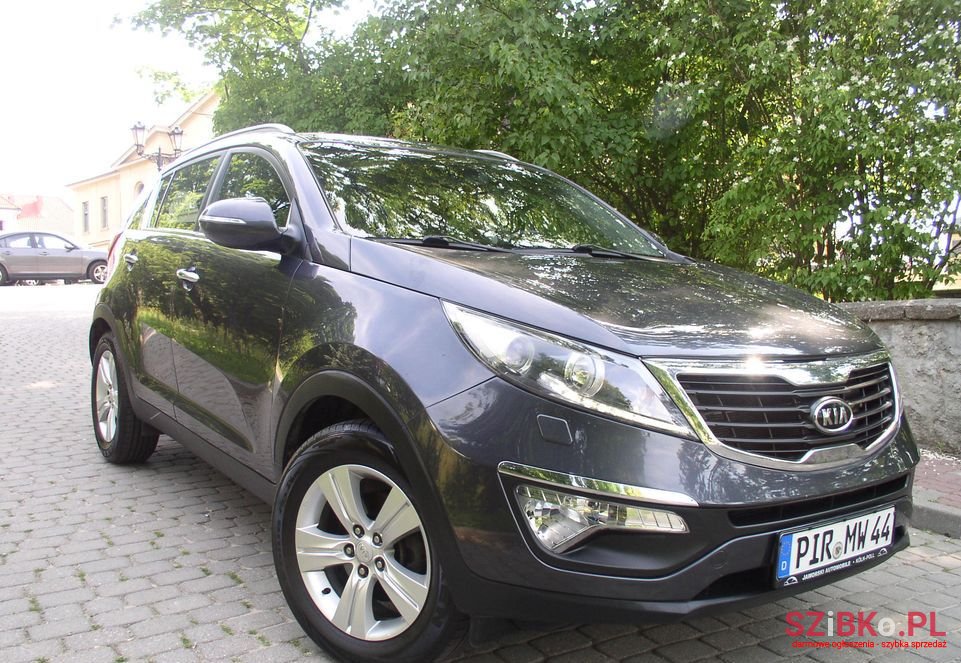 2010' Kia Sportage photo #5