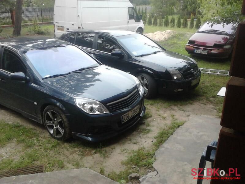 2005' Opel Vectra photo #1