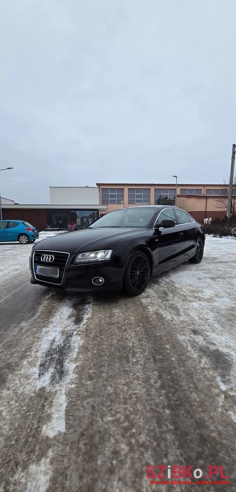 2010' Audi A5 Sportback photo #1