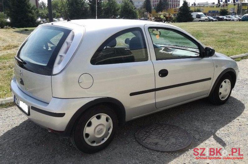 2004' Opel Corsa photo #1