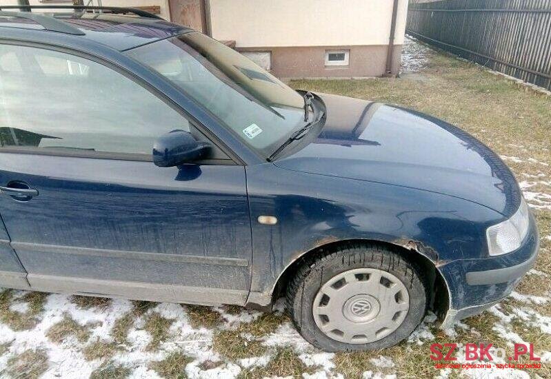 1998' Volkswagen Passat photo #2