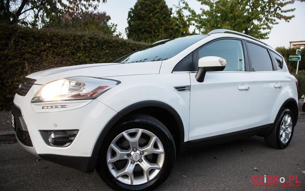 2011' Ford Kuga photo #1