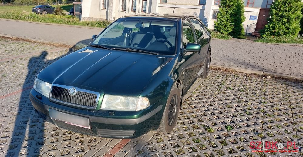 2001' Skoda Octavia 1.6 Elegance photo #1