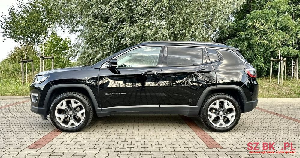 2018' Jeep Compass photo #6