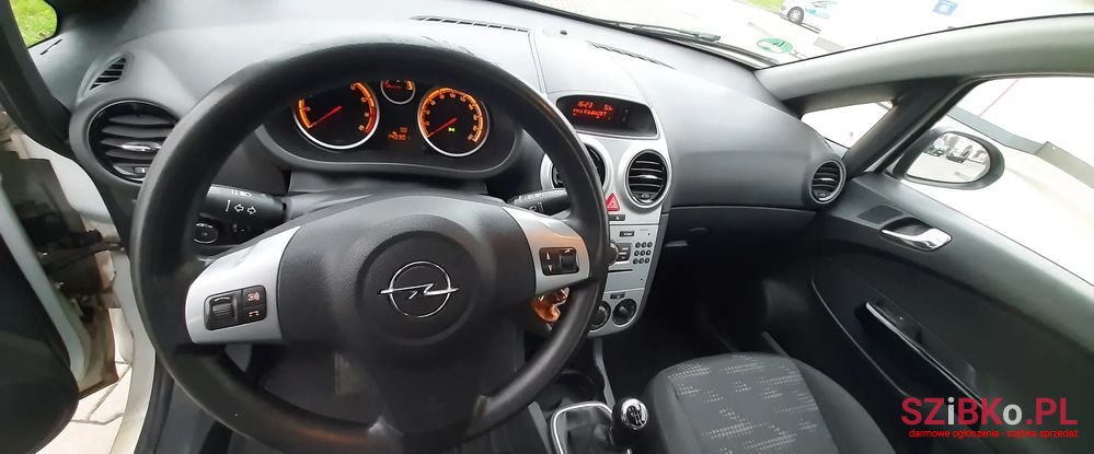 2012' Opel Corsa 1.4 16V Active photo #3