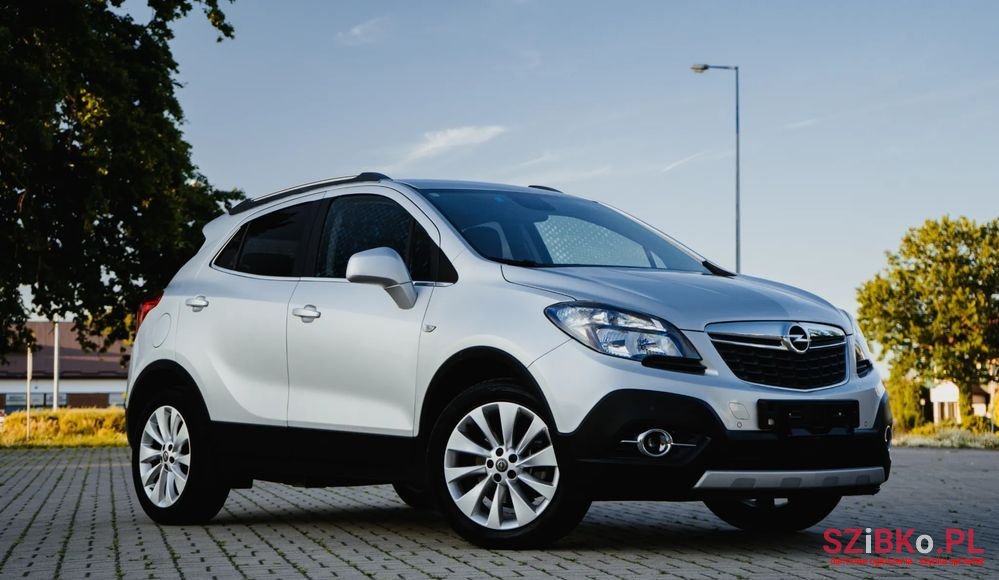 2014' Opel Mokka 1.6 Essentia S&S photo #3