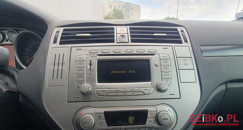 2010' Ford Kuga photo #6
