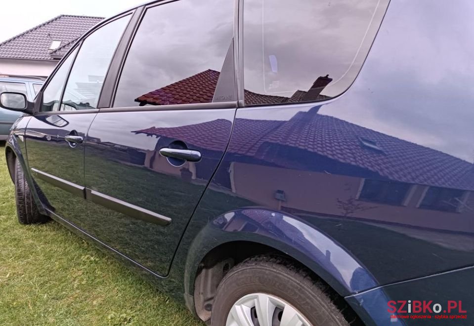 2004' Renault Grand Scenic photo #3