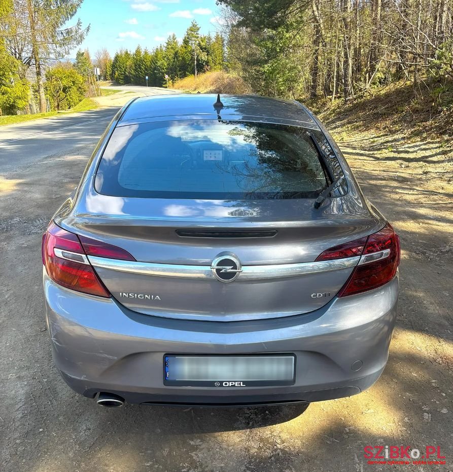 2016' Opel Insignia photo #3