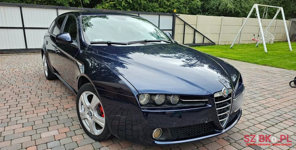 2005' Alfa Romeo 159 photo #2