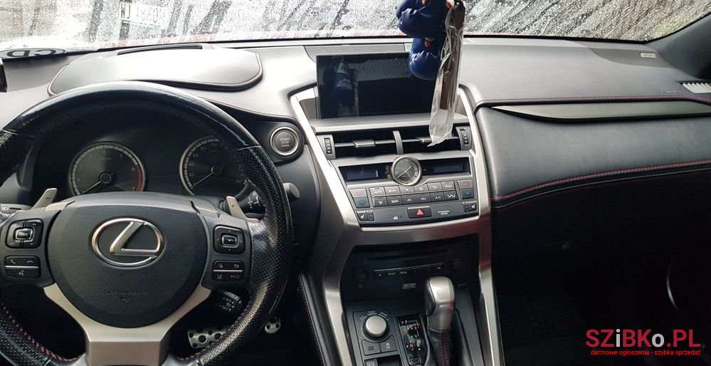 2016' Lexus NX photo #4