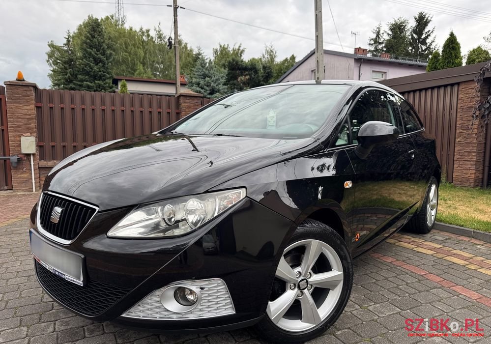 2010' SEAT Ibiza photo #3