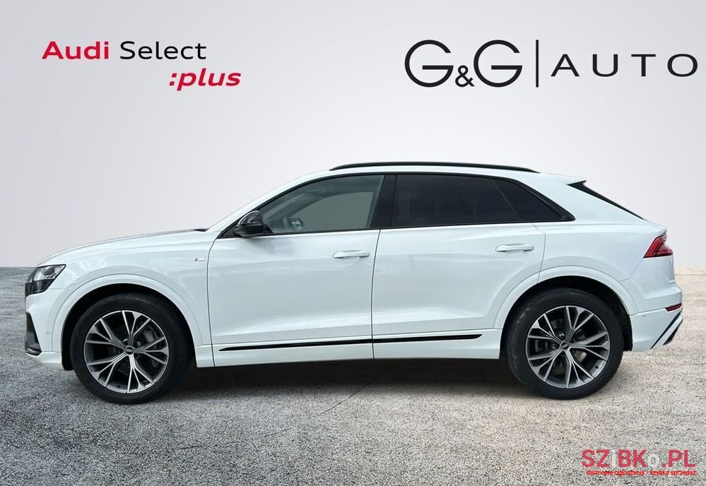 2021' Audi Q8 photo #3