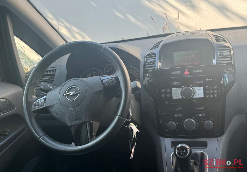 2011' Opel Zafira 1.6 Cosmo photo #5