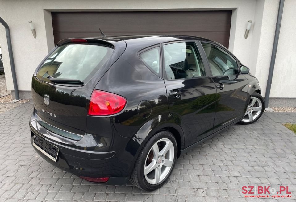 2006' SEAT Altea photo #4