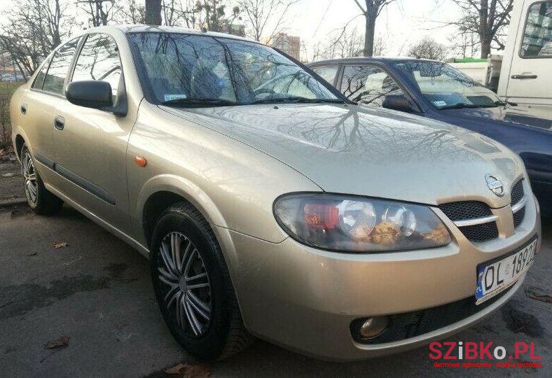 2003' Nissan Almera photo #1