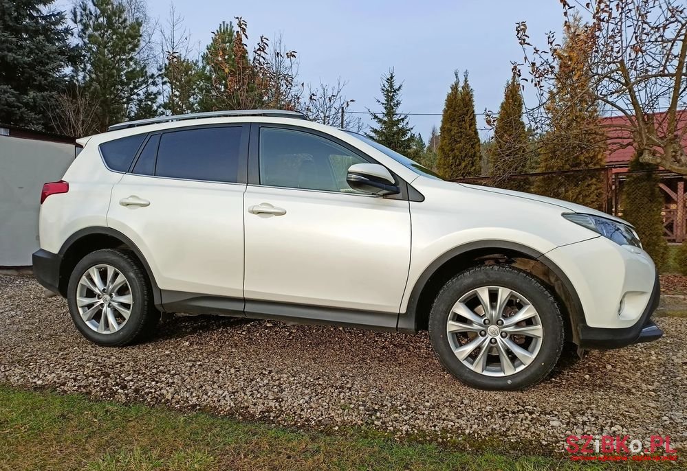 2012' Toyota RAV4 photo #3