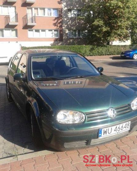 2000' Volkswagen Golf photo #1