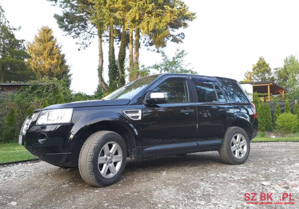 2010' Land Rover Freelander photo #3