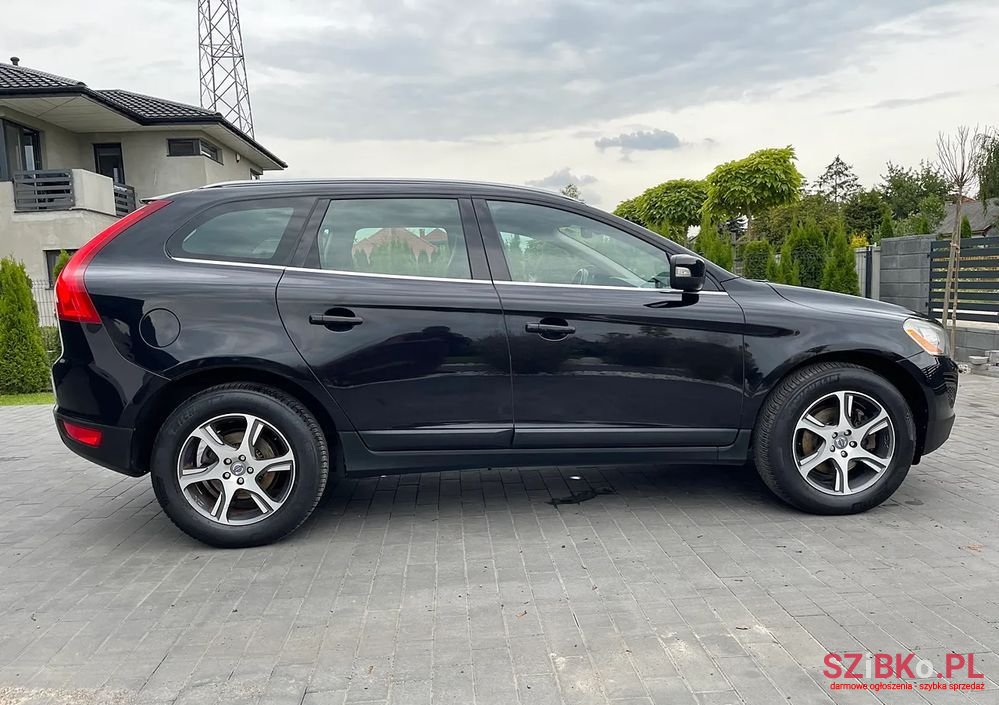 2010' Volvo Xc 60 D3 Summum photo #6