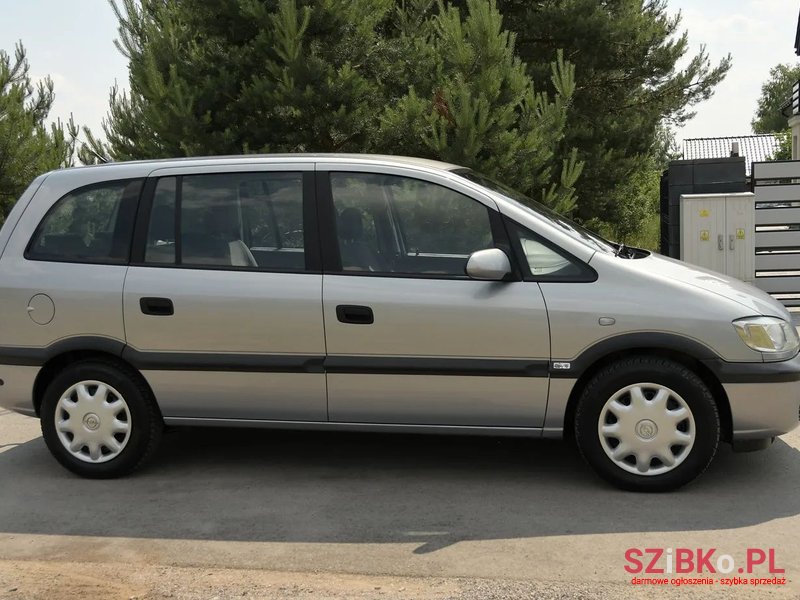 2002' Opel Zafira photo #3