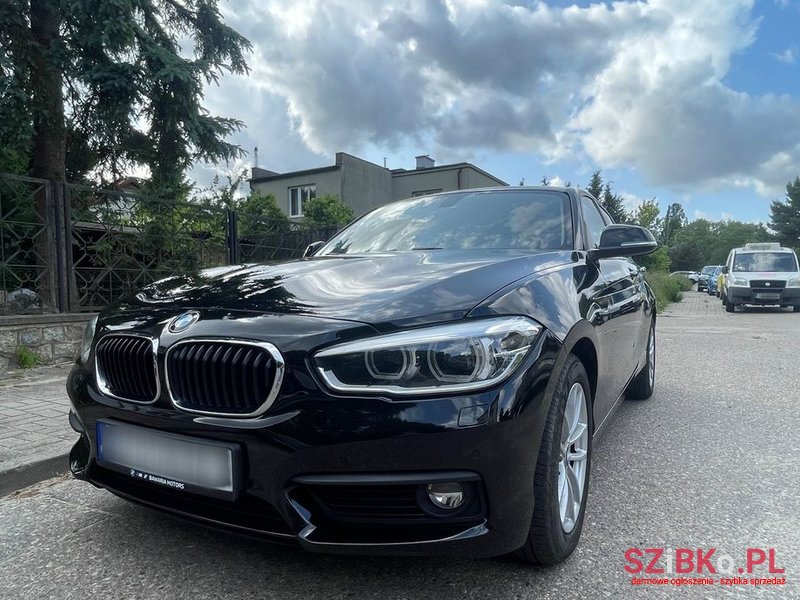 2019' BMW 1 Series 118I Advantage photo #2