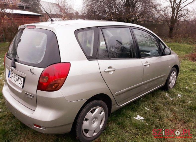 2002' Toyota Corolla photo #1