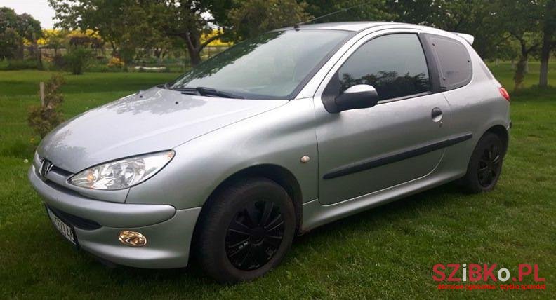 1999' Peugeot 206 photo #2