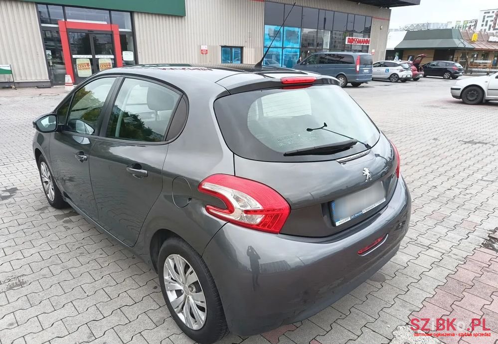 2013' Peugeot 208 1.4 Hdi Access photo #5