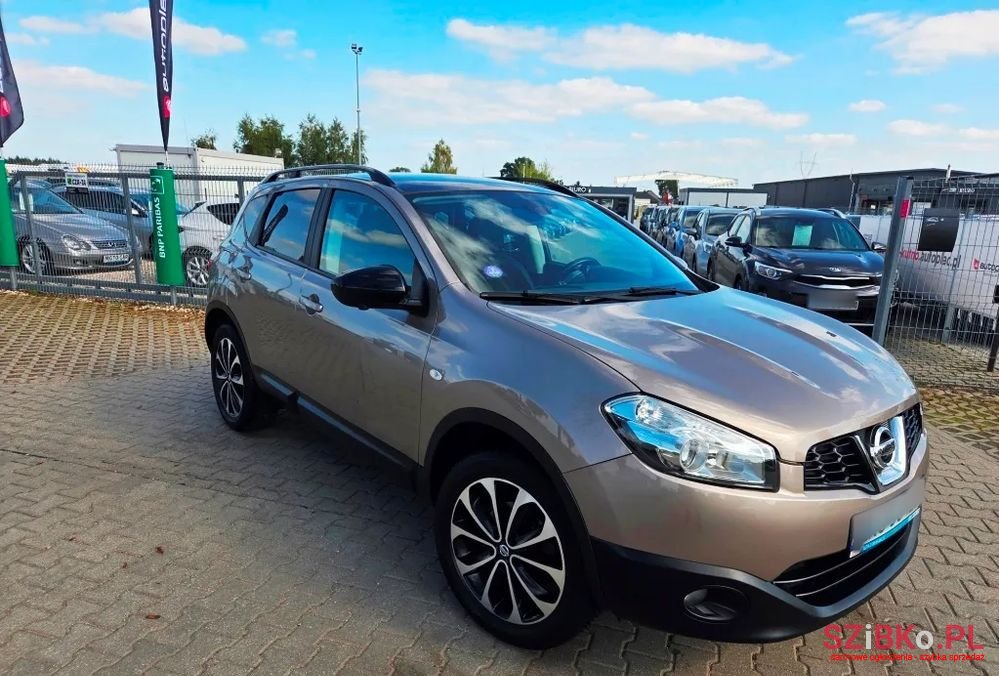 2013' Nissan Qashqai 1.6 Tekna photo #4