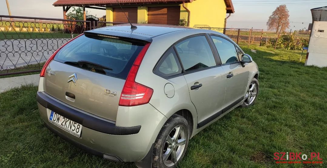 2007' Citroen C4 photo #4