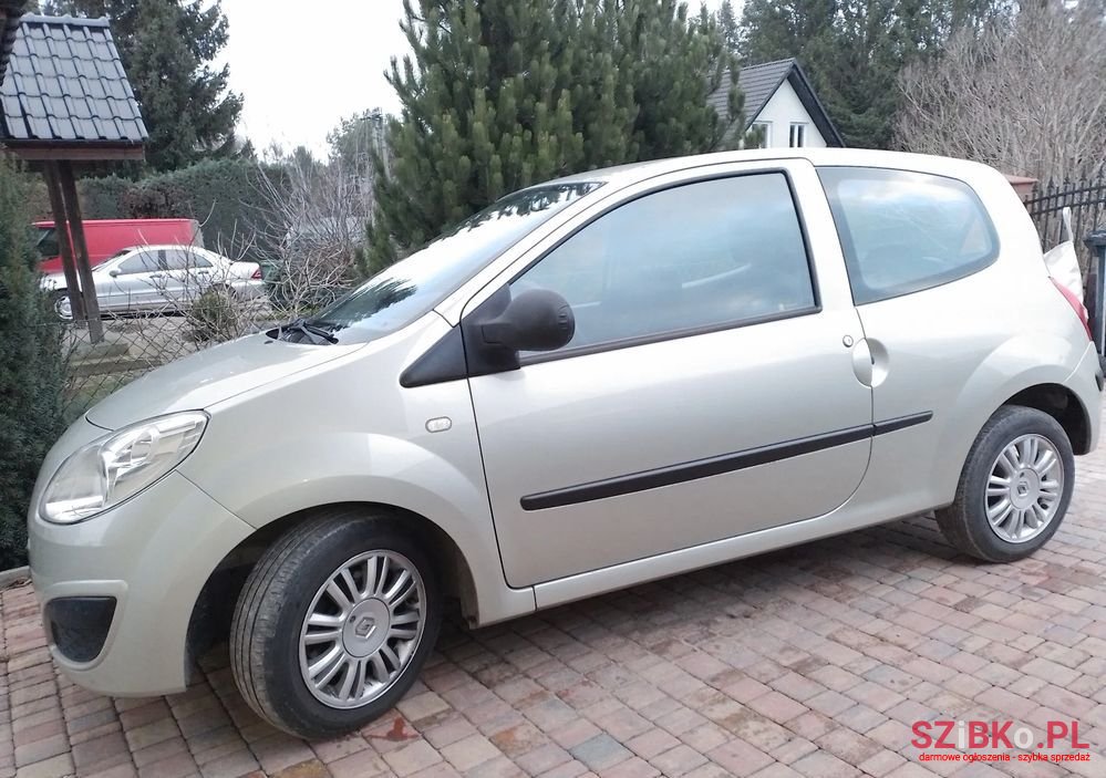 2008' Renault Twingo photo #2