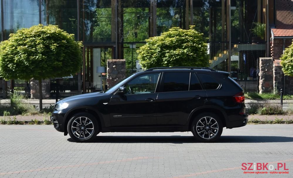 2010' BMW X5 Xdrive30D photo #2