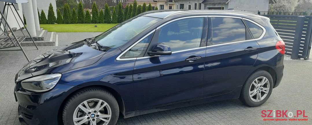 2019' BMW 2 Series photo #3