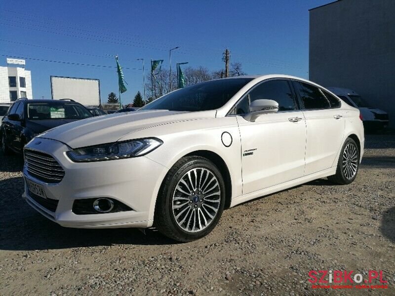 2017' Ford Fusion photo #1