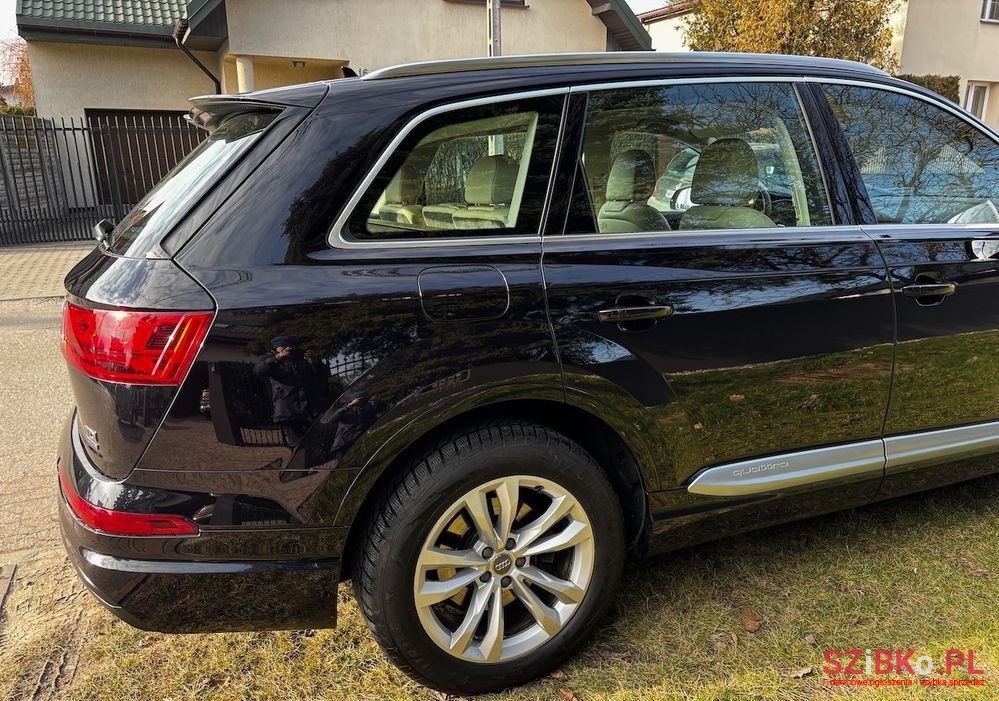 2017' Audi Q7 photo #4