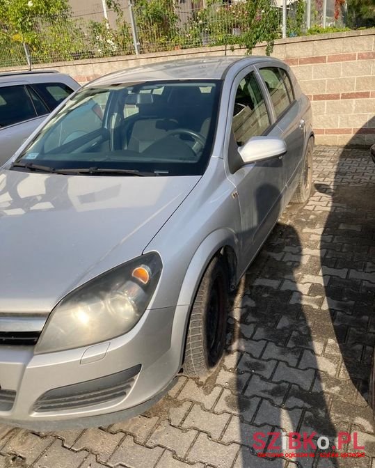2006' Opel Astra photo #2