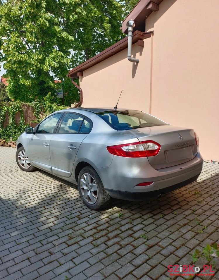 2012' Renault Fluence photo #4